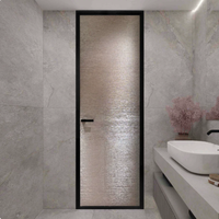 Porte de salle de bain en aluminium de qualité commerciale, verre trempé de 8 mm avec ensemble de serrures minimalistes OPK pour commande en gros pour entrepreneurs
