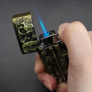 DK6608 لانج شنغ قوان جونج الإغاثة ولاعة تدفق مستقيم تصميم حديث معدن غاز مقاوم للرياح لهدايا الأعمال بالجملة - Product Image 3