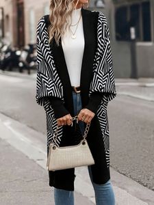 Cardigan Lungo da <span class=keywords><strong>Donna</strong></span> in <span class=keywords><strong>Maglia</strong></span> con Motivi Geometrici Bianco e Nero - Product Image 5