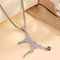 Nouveau Collier Pendentif Tendance en Acier Inoxydable pour Femme, Style Européen et Américain, avec Motif de Basket-ball, Homme en Aérien et Clown Dominant