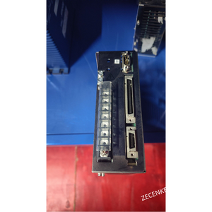 SERVO AC <span class=keywords><strong>SINFONIA</strong></span> TECHNOLOGY SDD-W-30D750W-<span class=keywords><strong>1</strong></span>-<span class=keywords><strong>1</strong></span> Usado - Product Image 4