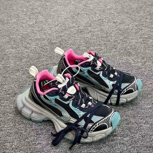 Chaussures de marche pour femme de luxe en gros, style décontracté, maille respirante, antidérapantes, lacets, plateforme, personnalisées, 3XL, originales - Product Image 1