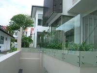 Système de balustrade en verre sur mesure Prima Handrail de haute qualité, poteaux de sécurité modernes pour balcon, installation facile en extérieur