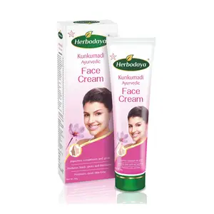 Kunkumadi Creme facial melhora o brilho e a complessão, fornecedor de creme facial em massa na Índia.