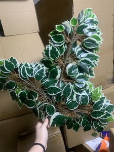 Hojas Artificiales Realistas, Plantas, 12 Piezas de Hojas de Baniano Artificiales, Hojas Verdes Decorativas Artificiales para Decoración Floral de Eventos - Product Image 4