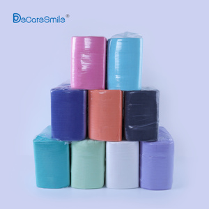 Baberos dentales impermeables de 2 capas de papel + 1 capa de colores, muy vendidos, para cubrir bandejas médicas y mesas de manicura. - Product Image 1