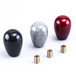 Perilla <span class=keywords><strong>de</strong></span> cambio <span class=keywords><strong>de</strong></span> marchas <span class=keywords><strong>de</strong></span> fibra <span class=keywords><strong>de</strong></span> carbono universal, <span class=keywords><strong>palanca</strong></span> <span class=keywords><strong>de</strong></span> <span class=keywords><strong>cambios</strong></span> manual con <span class=keywords><strong>palanca</strong></span> <span class=keywords><strong>de</strong></span> cubierta <span class=keywords><strong>de</strong></span> manija <span class=keywords><strong>de</strong></span> <span class=keywords><strong>bola</strong></span> para automóviles - Product Image 1