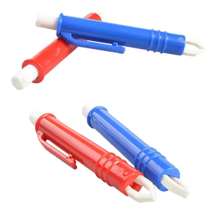 Qbellpet Fabricant vente en gros vente chaude en plastique <span class=keywords><strong>chat</strong></span> chien anti-tiques anti-puces <span class=keywords><strong>pince</strong></span> <span class=keywords><strong>à</strong></span> puces <span class=keywords><strong>pour</strong></span> attraper les tiques des animaux de compagnie - Product Image 1