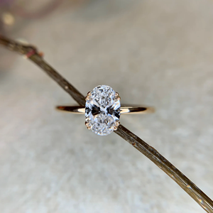 Bague de fiançailles en or 18 carats avec diamant de laboratoire ovale D-VS1, 0,5 carat, 1 carat, 1,5 carat, 2 carats, double griffes, style Provence - Product Image 6