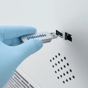 Centrífuga Concentradora Eppendorf Vacufuge Plus 4kg Manual Para Experimentos de Laboratorio e Industria Química - Product Image 5