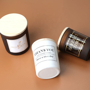 Venta al por Mayor de Frascos de Cerámica Vacíos para Velas en Diferentes Colores, Recipientes de Cerámica para Velas con Logotipo Personalizado para Decoración del Hogar - Product Image 1