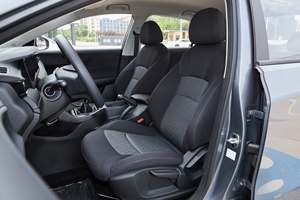 รถยนต์ <span class=keywords><strong>Roewe</strong></span> I5 ปี 2026 ใหม่เอี่ยม เครื่องยนต์ 1.5 ลิตร เกียร์ CVT 4 ประตู 5 ที่นั่ง รถซีดานคุณภาพสูงราคาประหยัดจากประเทศจีน เหมาะสำหรับครอบครัว พวงมาลัยซ้าย ล้อแม็ก R17 - Product Image 3