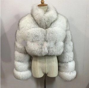 Le nouveau <span class=keywords><strong>manteau</strong></span> court en <span class=keywords><strong>imitation</strong></span> fourrure <span class=keywords><strong>manteau</strong></span> assorti à la mode femmes col montant manches longues Spot vente en gros - Product Image 6