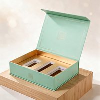 Boîte cadeau rigide en carton personnalisée avec fermeture magnétique pour cosmétiques de luxe, impression personnalisée, logo de marque, recyclable