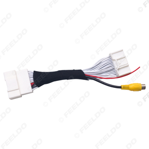 Câble adaptateur de caméra de recul pour Toyota Hilux avec prise radio OEM - Product Image 5