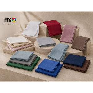 Pañuelo Cuadrado de Chifón de Poliéster Premium Miss Color, 120x120 cm, Liso Teñido con Borde, Suave al Tacto, Ligero y Transpirable - Product Image 3