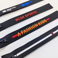 Offre Spéciale Haute Qualité 5 # PU Imperméable Logo Personnalisé Fermeture Éclair en Nylon Écologique Fermeture Éclair Personnalisable pour Équipement Extérieur et Vêtements