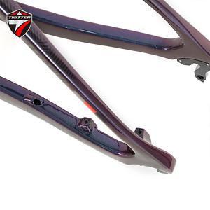 Cuadro de <span class=keywords><strong>bicicleta</strong></span> de fibra de <span class=keywords><strong>carbono</strong></span> completo T900 al por mayor pintura degradada XC accesorios todoterreno para bicicletas de carretera - Product Image 5