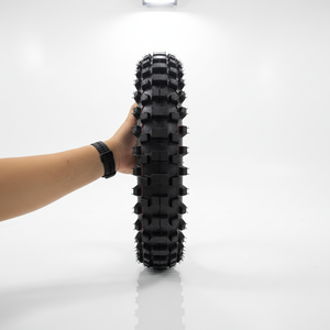 <span class=keywords><strong>Pneu</strong></span> de moto tout-terrain 90/100-<span class=keywords><strong>14</strong></span> 90/100-16 à bande de roulement profonde pour motocross - Product Image 1