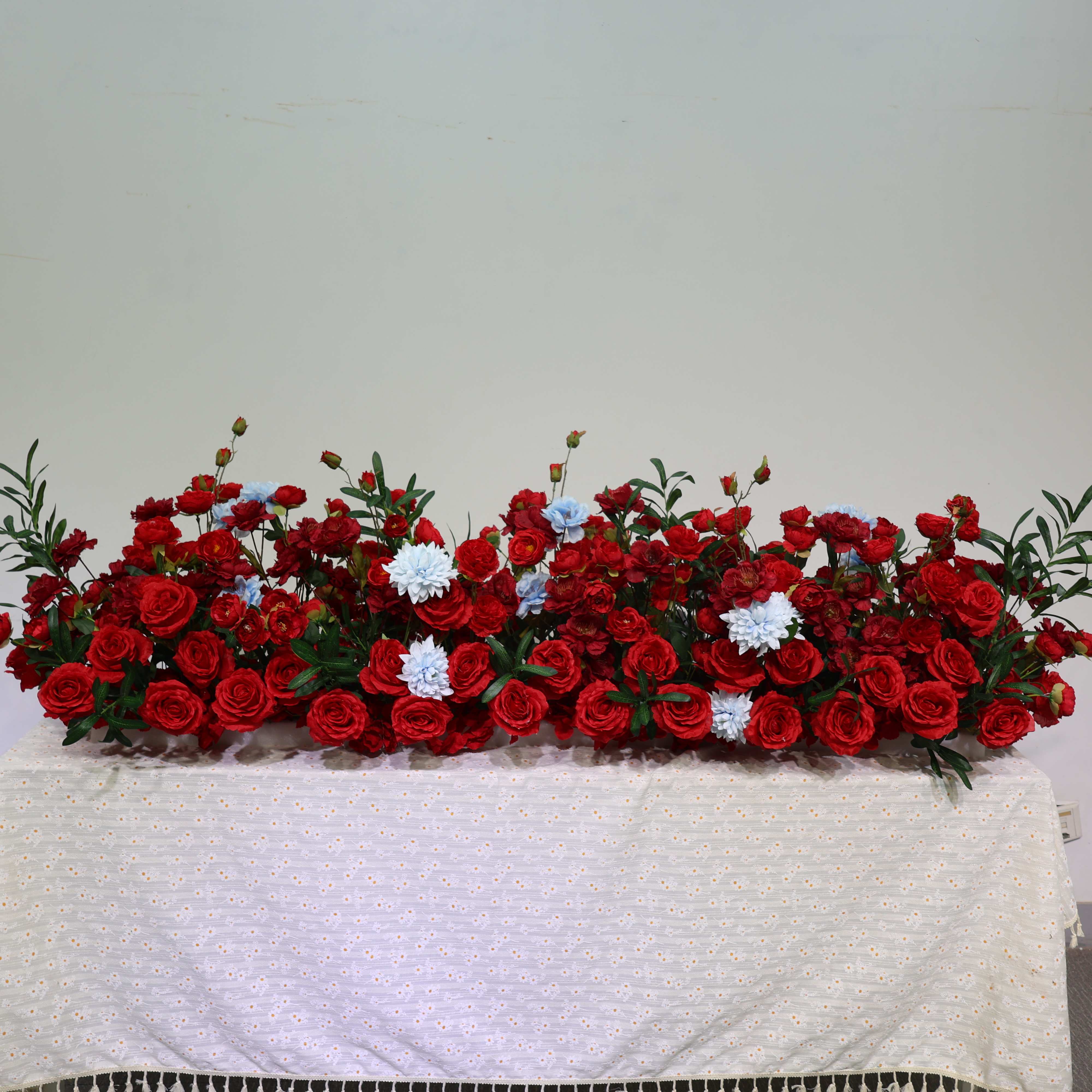 wedding decoration long table