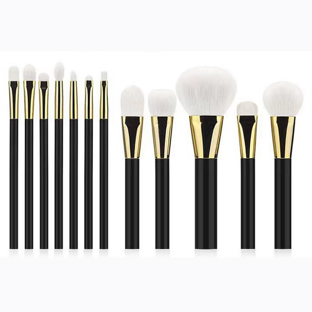 YDINI Wholesale Custom Logo 12pcs Makeup Brush Set with Kabuki Powder Foundation Blending Synthetic Bristles for Face Use