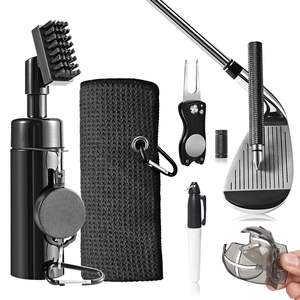 Kit de nettoyage personnalisé pour clubs de golf, nettoyeur de clubs de golf avec serviette de golf, outil de réparation de divots, aiguiseur de rainures, kit d'alignement de balles de golf - Product Image 1