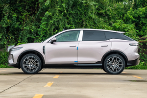 Voyah <span class=keywords><strong>Courage</strong></span> 2025 AWD Qiankun Trim EV d'occasion, conduite à gauche, véhicule à énergie nouvelle en bon état pour l'exportation - Product Image 4