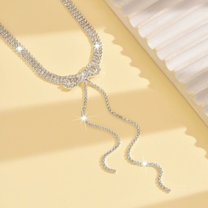 Collier de mode avec nœud, diamant et pompon, chaîne de clavicule - Product Image 3