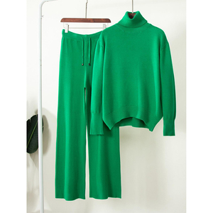 Automne et hiver luxe deux pièces pull <span class=keywords><strong>ensemble</strong></span> couleur unie tricots décontractés femmes tricoté deux pièces <span class=keywords><strong>pantalon</strong></span> <span class=keywords><strong>ensemble</strong></span> pull <span class=keywords><strong>femme</strong></span> - Product Image 2