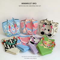 Tas Selempang Wanita Motif Kartun Lucu Kasual dan Serbaguna Model Terbuka Rajutan untuk Membawa Makan Siang