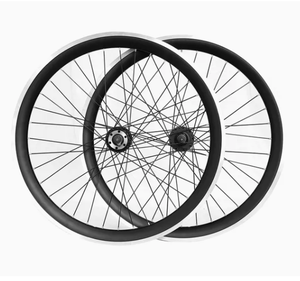 <span class=keywords><strong>Roues</strong></span> de vélo personnalisées par le fabricant : <span class=keywords><strong>Roues</strong></span> en alliage d'aluminium de 20 à 29 pouces avec 32 à 40 rayons et jantes de vélo surdimensionnées en nouveau matériau - Product Image 2