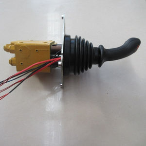 12C0233 Kontrol Pilot Valve Xgma Wheel Loader Bagian XG915 XG918 XG955 XG962 XG982 - Product Image 1