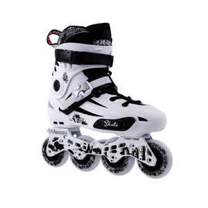 Vente en gros usine <span class=keywords><strong>Patins</strong></span> à roulettes professionnels en PP pour adultes débutants, unisexes, étudiants, chaussures <span class=keywords><strong>de</strong></span> patinage plates, commerce extérieur - Product Image 1