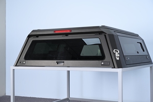 Cubierta Tonneau de aleación de aluminio impermeable con bloqueo retráctil personalizado 4X4 para <span class=keywords><strong>Tunder</strong></span> 2022 + 5,5 pies - Product Image 2