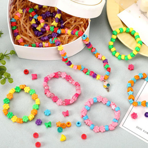 Perles colorées en résine plastique de 9 mm, formes de cœur, fleur, étoile, papillon pour la fabrication de bijoux, bracelets d'amitié, colliers, accessoires pour cheveux - Product Image 3