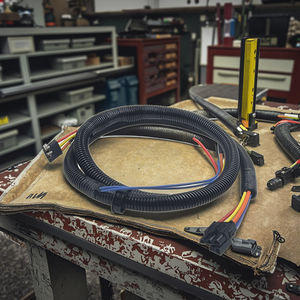 トラックトレーラー成形3プロングピグテールハーネス銅導体PVC断熱ストップターンテールブレーキバックアップ光配線ハーネス - Product Image 4