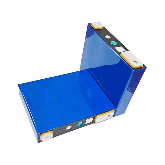 5000 Cycles IP65 Sealed Design 3.2V 52Ah LiFePO4 Prismatic Lithium Ion Batteries High Energy Density Modular Battery Cell CE