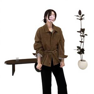 سترة YSHUO نايوي الخريفية ذات الملمس القديم من الجلد المخملي، بأزرار مفردة وحزام خصر محدد - Product Image 3