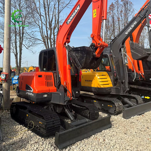 Excavadora hidráulica sobre orugas Doosan Dx60 6Ton, modelo 2022, modelo de motor y componentes del núcleo del motor, bajas horas de trabajo - Product Image 3
