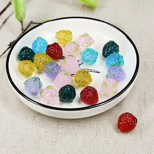 高品质草莓水晶灯珠批量批发彩色草莓玻璃珠珠宝制作