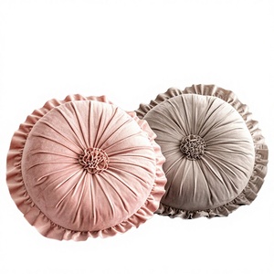 Coussin décoratif de haute qualité style Ins en velours hollandais avec bordure en polaire, garnissage en coton PP à volants français, amovible, lavable, anti-bactérien - Product Image 2