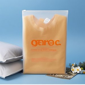 Bolsas con cremallera mate para tiendas en línea: logotipo personalizado, gran stock, embalaje de alta calidad - Product Image 6