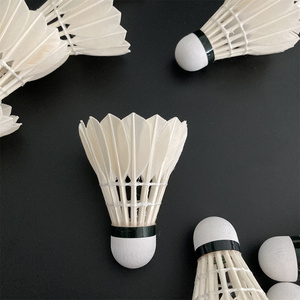 Volants hybrides <span class=keywords><strong>G4</strong></span> à usage professionnel Vente d'usine chinoise <span class=keywords><strong>Badminton</strong></span> populaire - Product Image 4
