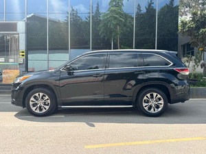 Voitures d'occasion, véhicules bon marché, Toyota Highlander modèle 2015, 2.0T, traction avant, Elite, 5 places, transmission automatique - Product Image 3
