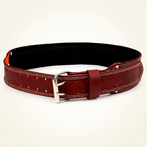 Ceinture en cuir rouge avec boucle réglable et doublure textile - Product Image 1