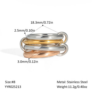 Bague en acier inoxydable plaquée or 14 carats élégante et unique pour femmes, cercle d'empilage moderne et étanche, durable et non allergène de qualité supérieure - Product Image 3