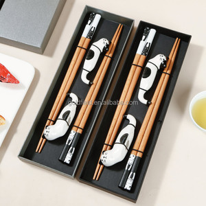 High-End Custom Nature Anti-Skid Wooden PAPA Cat Chopsticks Set Ceramic Rest Creative Design Business Gift Box for Wholesale