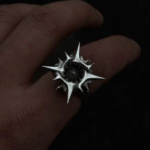 Pendientes de Acero Inoxidable para Mujer con Diseño de Estrella de Mar en Espiral y Engaste de Bisel, Ideales para Regalo - Product Image 2