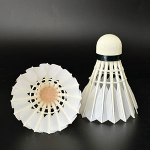 Raqueta de Bádminton Profesional <span class=keywords><strong>DR</strong></span>-10 de Segunda Calidad, Pluma de Ganso Recta, Cabeza de Corcho PU de 2 Capas, Alta Durabilidad, Estable, Deportiva - Product Image 3