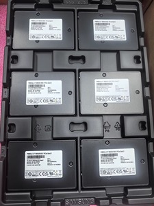 Unidad de estado sólido HORNG SHING usada con el disco SSD PM983A U.2 960G SATA 6Gbps - Product Image 4